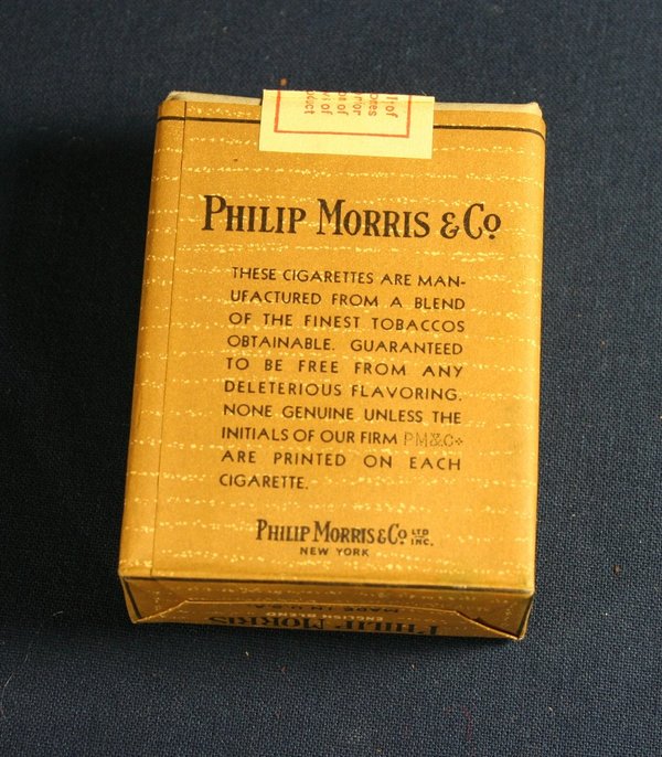Cigarettes American Philip Morris US Army